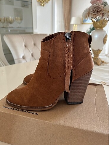 37 Beden Bershka Bot