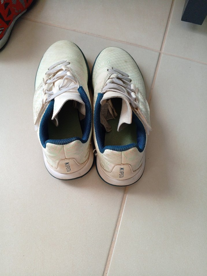 Desenli Beyaz Kız Çocuk Spor krampon Ayakkabı - Görsel 2