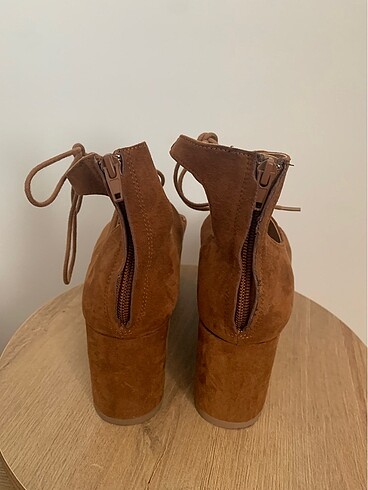 40 Beden kahverengi Renk Pull & Bear Dolgu Topuklu Sandalet