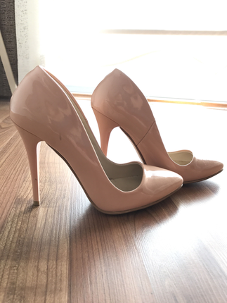 35 Beden Pelinin ayakkabıları rugan pudra pembesi stiletto