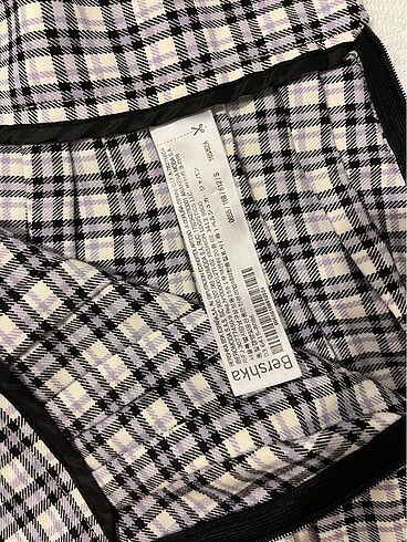 s Beden Bershka- Mini etek