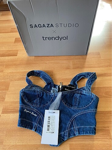 Sagaza Madrid Sagaza studio büstiyer