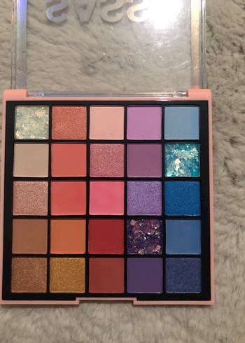 Sassy Çok Renkli Göz Farı Paleti - Görsel 2