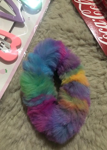 Pastel Renkli Tie-Dye Elastik Saç Bantları ve Klipsler - Görsel 2