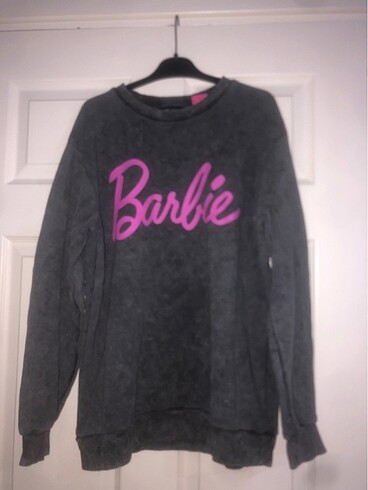 Barbie yazılı sweatshirt????