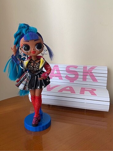 Beden Renk Lol Omg Remix Rocker Boi and Punk Grrrl