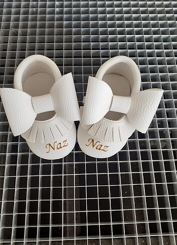 Bebek ayakkabısı