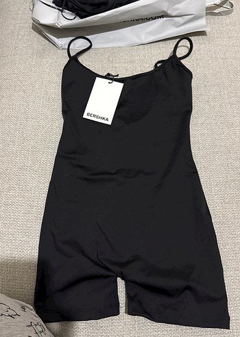 Bershka s