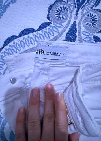 36 Beden beyaz Renk Zara Kadın Jean Pantolon