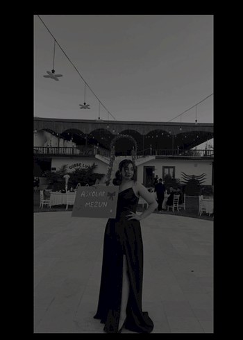 Abiye Siyah Parlak Askılı Uzun Abiye Elbise
