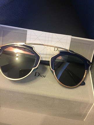 Dior Ürün orjinaldir saçma saçma mesajlar atmayın!