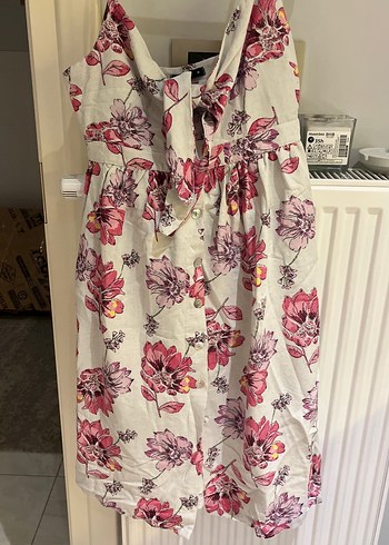 Çiçek Desenli, Düğmeli Uzun Bohem Elbise - Görsel 2