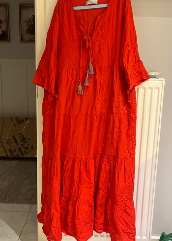 Püsküllü Kırmızı Uzun Keten Elbise - Görsel 2