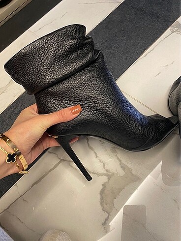 37 Beden siyah Renk Burberry topuklu