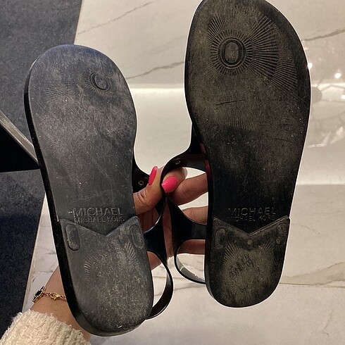 37 Beden siyah Renk Michael Kors jelly sandalet