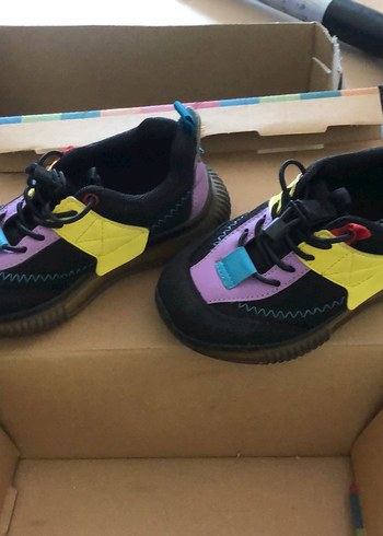 27 Beden Renkli kız Çocuk Velcro Bağcıklı
