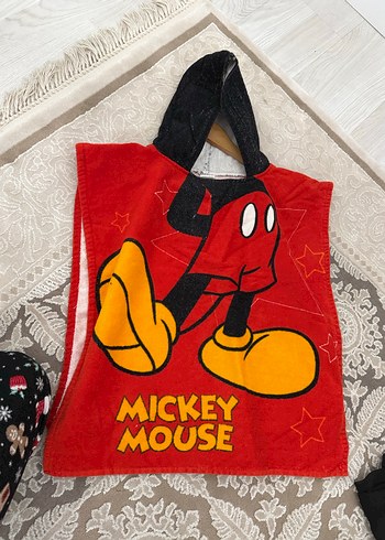 Kırmızı Mickey Mouse Baskılı Çocuk Bornozu - Görsel 4