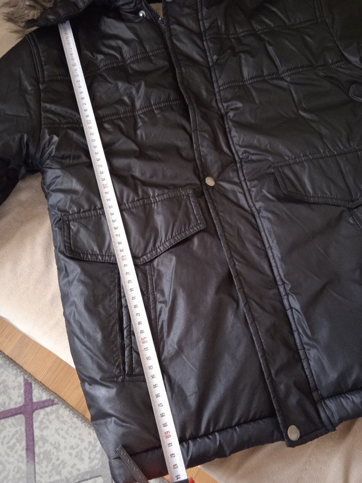 Erkek Çocuk Siyah Kürklü Streetwear Kaban - Görsel 3