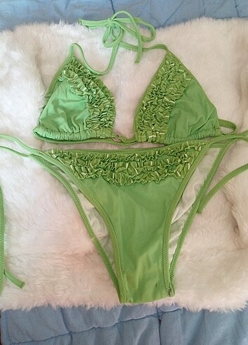 Zeki triko bikini sıfır urundur