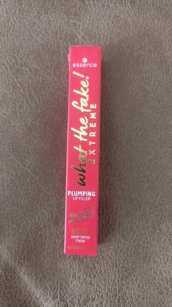 Essence What The Fake biberli dolgunlaştırıcı gloss