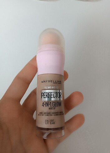 Maybelline perfector 4 in 1 glow