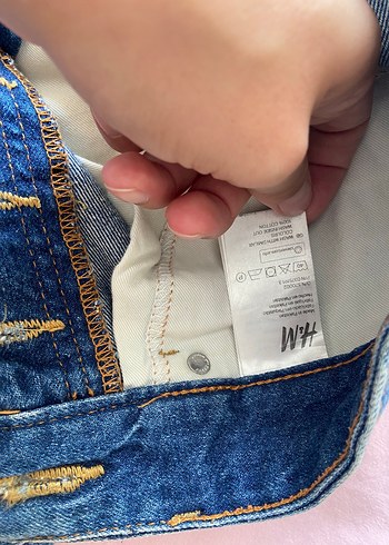 38 Beden Mavi Düğmeli Erkek Şort
