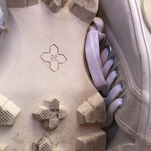 H&M HM 38 konvers