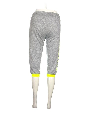 xs Beden Hummel Bermuda / Kapri %70 İndirimli.
