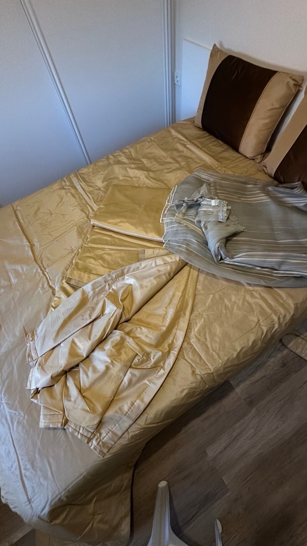 Bej Parlak Düz Yatak Örtüsü PERSAN - Görsel 5