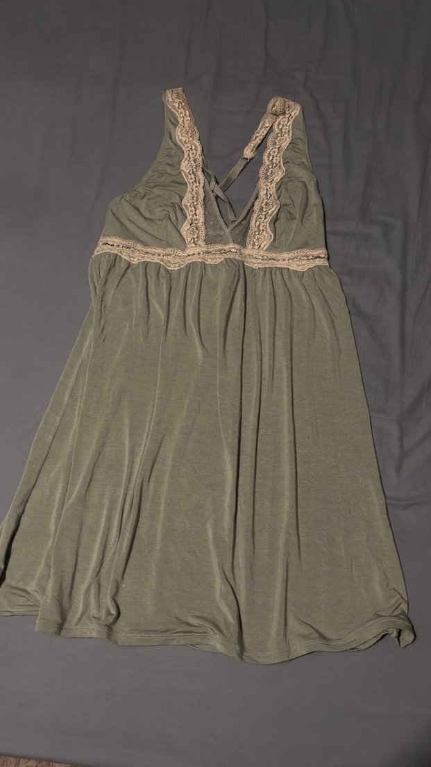 V Yaka Askılı Hamile ve Emzirme Gecelik SATILDI - Görsel 3