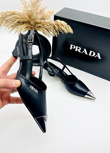 Prada ayakkabı 