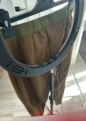 Kadın Bej Kemerli Midi Kumaş Pantolon - Görsel 3