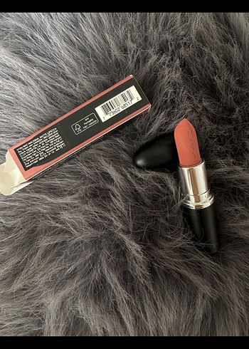 MAC Pastel Pembe Mat Ruj - Görsel 2