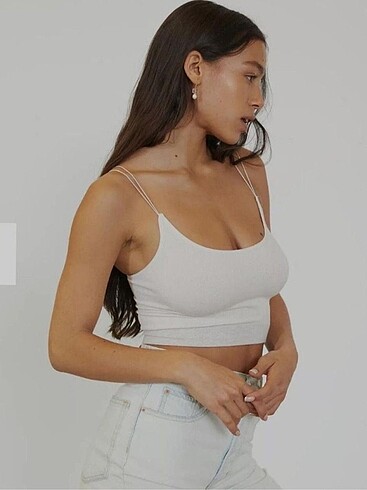 Urban outfitters beyaz bustiyer crop