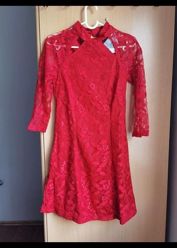 Kırmızı Dantelli Yüksek Yakalı Mini Elbise - Görsel 2