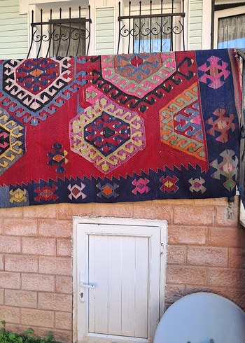 150 yıllık kilim.Anneanneden kalma 2.87×1.92 ölçülerinde - Görsel 2