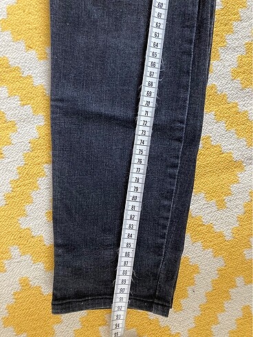 40 Beden siyah Renk Mango Jean