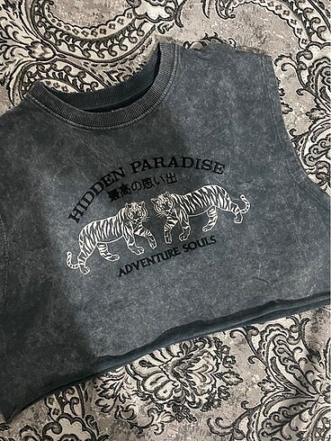 bershka crop