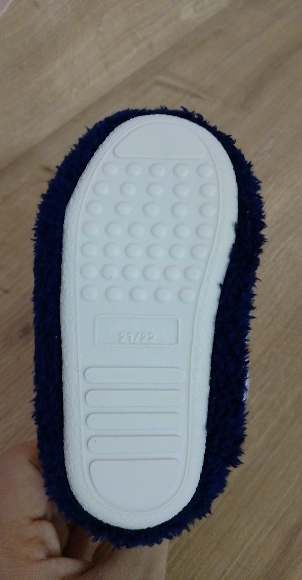 Çocuklar için Renkli Desenli Kaydırmaz Ev Terliği - Görsel 5