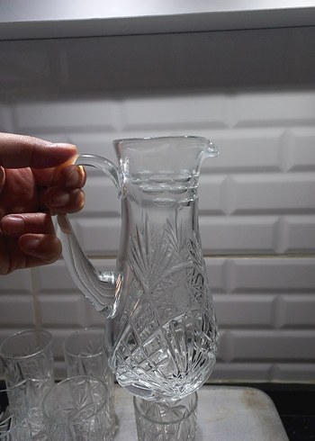 Beden beyaz Renk Kristal Desenli Sürahi ve 6 Bardak Seti