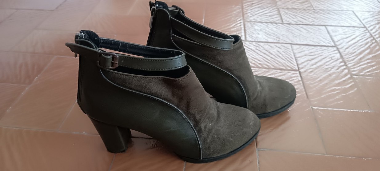 Tokalı Gri Süet Kadın Topuklu Bot - Görsel 2