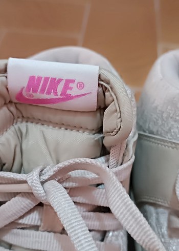 Pembe Nike Dolgu Topuklu Bağcıklı Spor Ayakkabı - Görsel 7