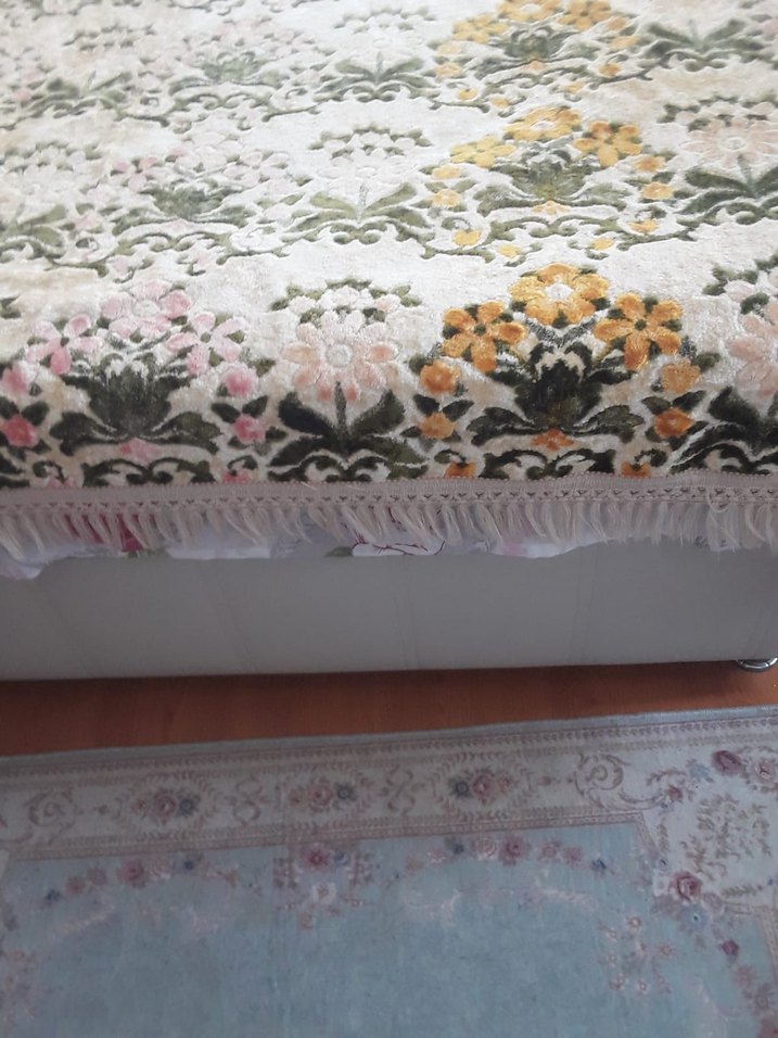 Çiçek Desenli Kadife Yatak Örtüsü - Görsel 2