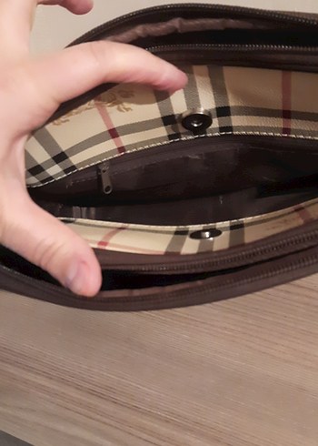 Burberry orjinal Kadın Çantası acil satılık - Görsel 5