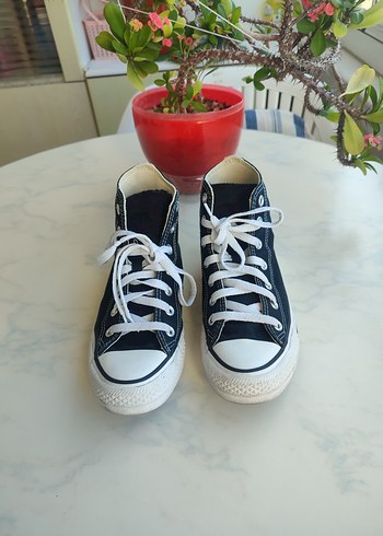 37,5 Beden Converse Kadın Spor Ayakkabı