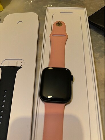 Apple Watch se 2. Nesil 44 mm