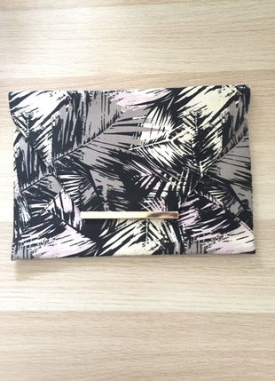 Palmiye desenli clutch