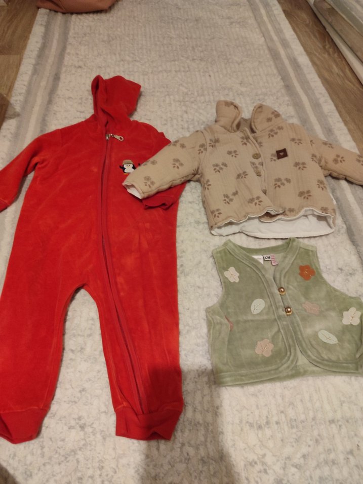 Kız Bebek Kırmızı Örgü Tulumu - Görsel 2