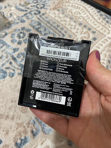 Beden bronzer