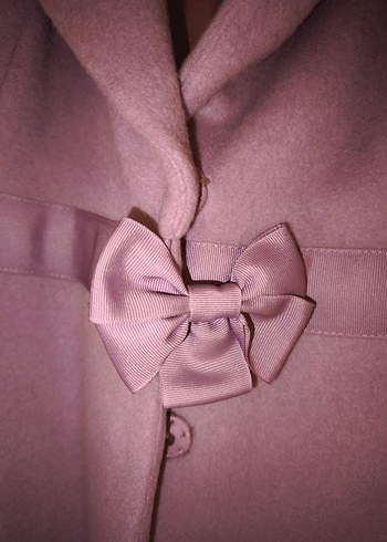 Kemer Detaylı Pudra Rengi Kaban - Görsel 3